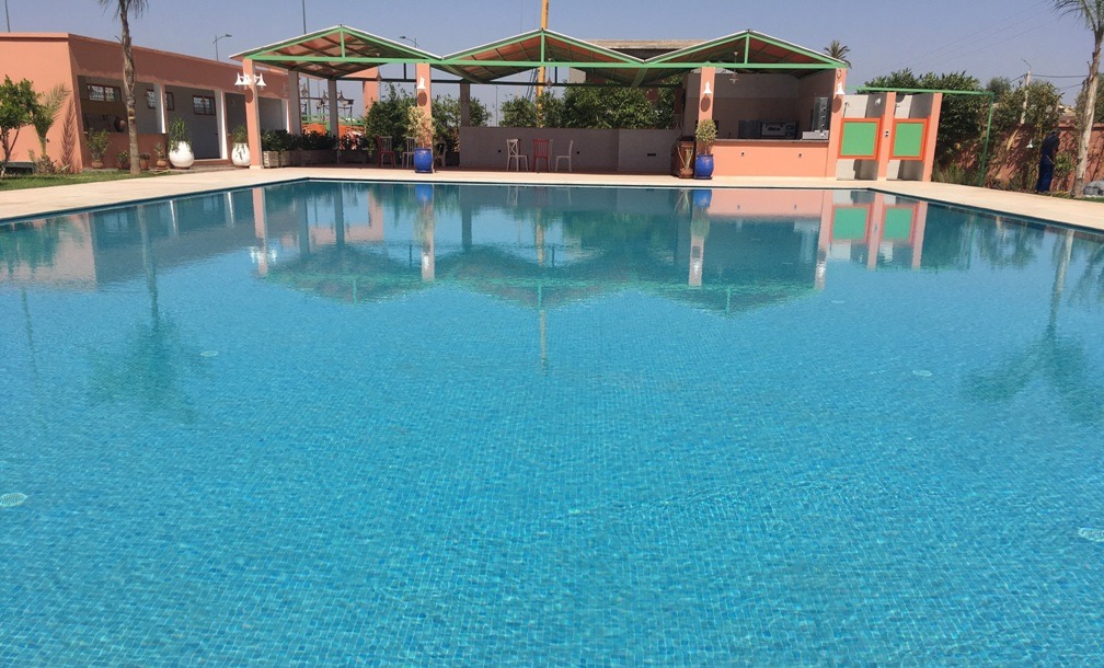 Restaurant piscine en gérance