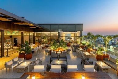 Maroc-marrakech-local-commercial-boulevard